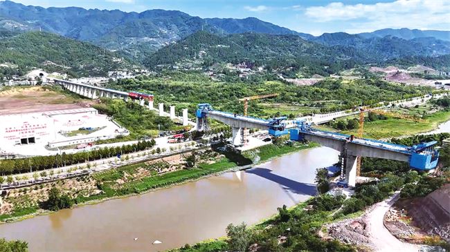  开州：加速融入“2小时重庆”交通圈