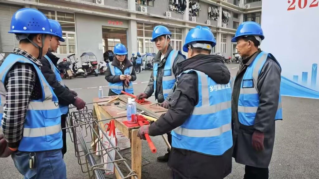 开州：农村工匠“充好电” 匠心筑梦“兴好业” 