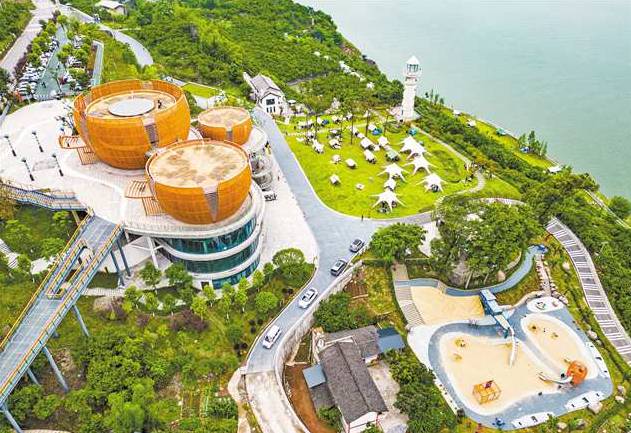 依山就势向“特”图强